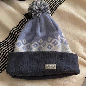 Beenie with fluff top